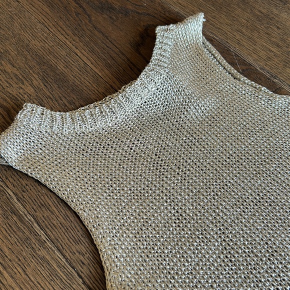 Silver knit tank top size S - Picture 8 of 9
